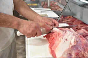 Tensión en el mercado cárnico: exportaciones y baja producción presionan el precio local