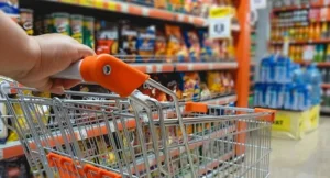 Crisis del consumo: la confianza de los argentinos acumula tres meses de caída consecutiva