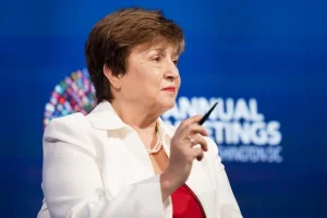 El FMI recorta previsión de crecimiento y aumenta la estimación de inflación para la Argentina