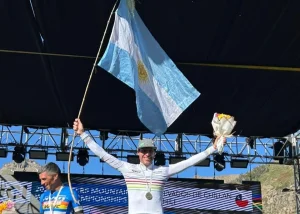 Hugo Pernini: del sacrificio silencioso al título mundial