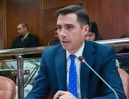 El Bloquismo busca sellar una alianza estratégica con La Libertad Avanza de cara a 2027