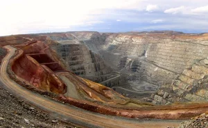 El sector de proveedores mineros reclama una ley de compre local para evitar la concentración de la riqueza en San Juan