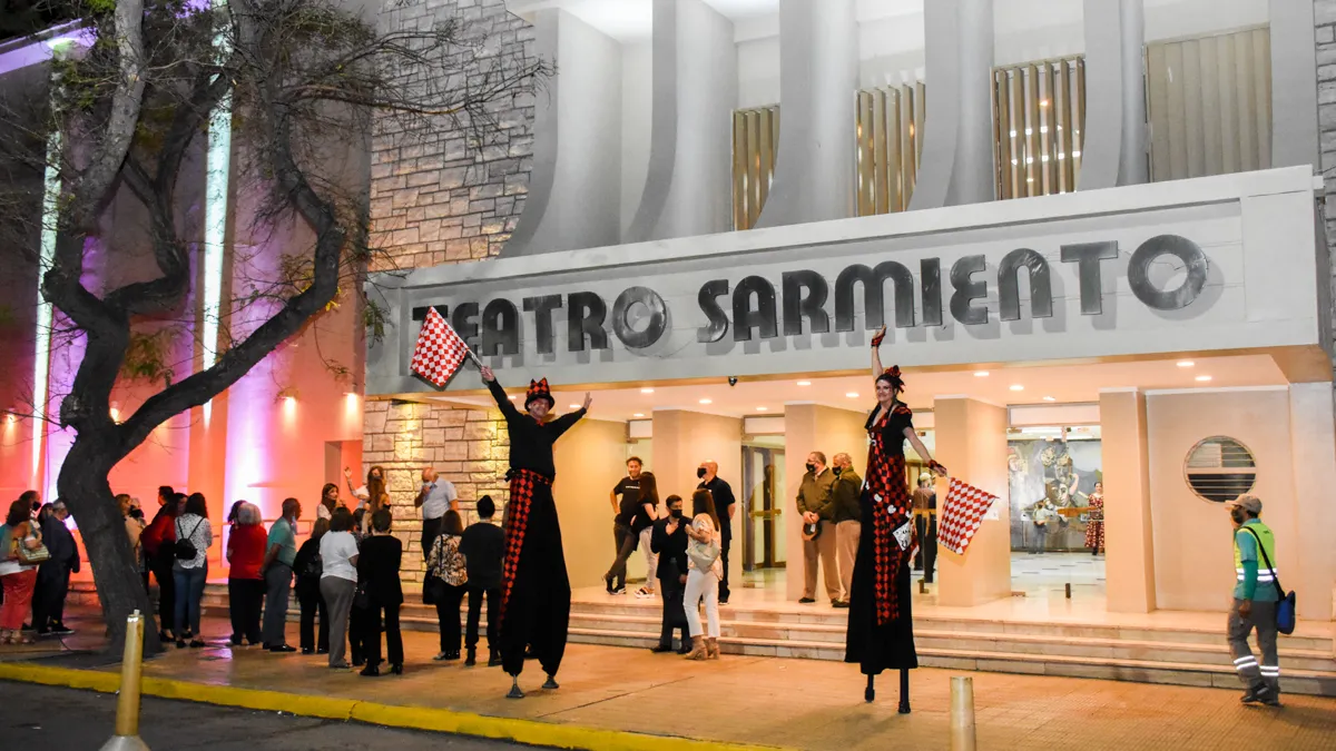 teatro-sarmiento