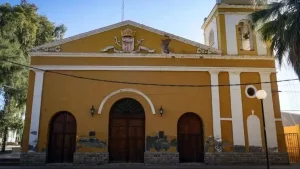 El Gobierno provincial solicitó peritajes técnicos presenciales antes de resolver si la demolerá o la restaurará