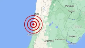 Un fuerte sismo de magnitud 6,9 sacudió Chile y activó alertas en cuatro regiones