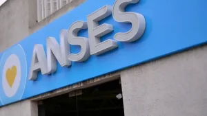 Es oficial: jubilaciones de ANSES con aumento del 2,6%, bono y aguinaldo