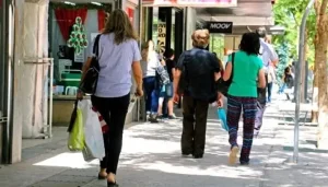 Del Día del Padre al horario de corrido: el comercio local vuelve a exhibir diferencias públicas de criterio