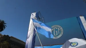 Un informe global ubicó a la Argentina entre los peores países en derechos laborales