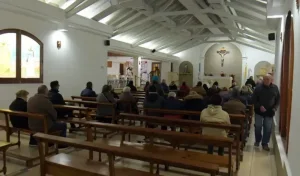 La afiliación religiosa cae en Argentina y crece el grupo sin religión