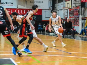 Urquiza venció a Minero y es el primer finalista del Apertura