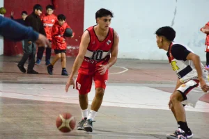 El Apertura de básquet entra en su etapa decisiva