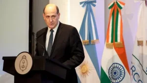 Escala la tensión con Brasil: convocaron al embajador argentino para dar explicaciones por las críticas de Milei a Lula