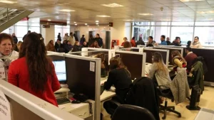 Los empleados públicos sanjuaninos recibirán una suba del 8% en dos tramos y habrá ascensos de categoría