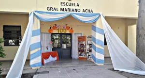 Echaron a un docente que presentó al menos 10 certificados médicos truchos para no ir a trabajar