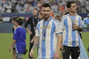 La Selección argentina regresa al país, pero sin Messi