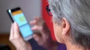 PAMI amplía sus servicios digitales para afiliados y simplifica trámites desde el celular