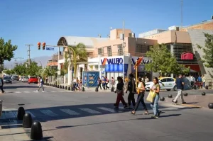 Los comercios de Rawson implementarán un horario especial corrido por el partido de la Selección Argentina