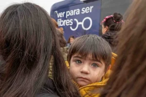 El Gobierno lleva atención médica y anteojos gratuitos a los departamentos de San Juan
