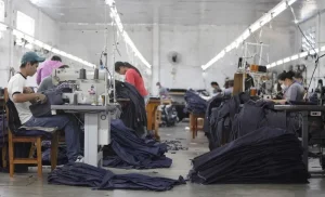 Empresario textil adviertió sobre el atraso tecnológico y pidió reformas para competir