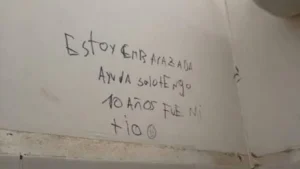 ANIVI investiga el hallazgo de un cartel con contenido sensible en una escuela de Rawson