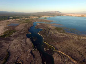 El Tambolar: desvían el río San Juan para resguardar la obra ante probables crecidas estivales