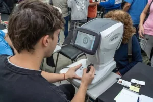 Llega el programa "Te veo bien" a Rawson con atención oftalmológica gratuita y entrega de anteojos