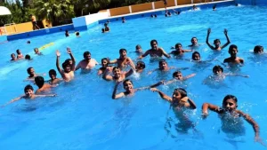 Frente a la amenaza de lluvias, el Gobierno pone en duda la realización de las Colonias de Verano